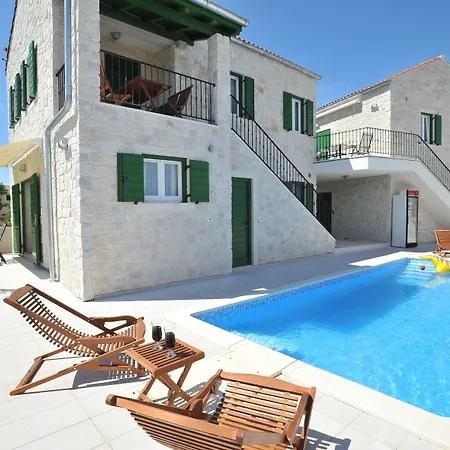 Corte & - Ae1043 * Privlaka (Zadar)