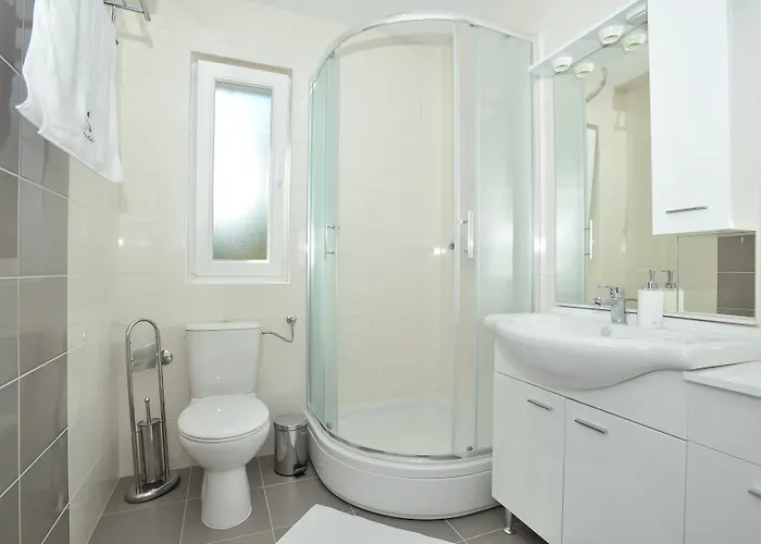 Corte & - Ae1043 * بريفلاكا