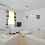 Appartement Corte & By Adex Travel