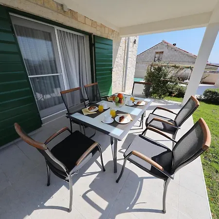 Apartman Corte & - Ae1043 Privlaka (Zadar)