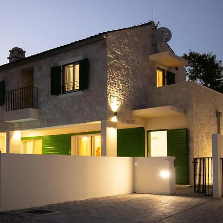 Corte & - Ae1043 * Privlaka (Zadar)