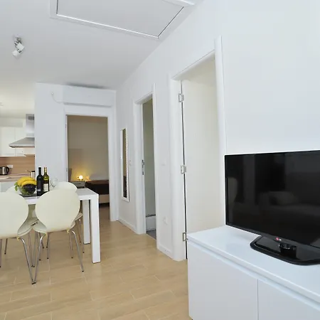 Corte & By Adex Travel Apartman Privlaka